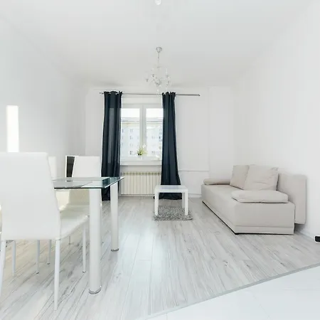 Apartment Shortstaypoland Jana Pawla B36